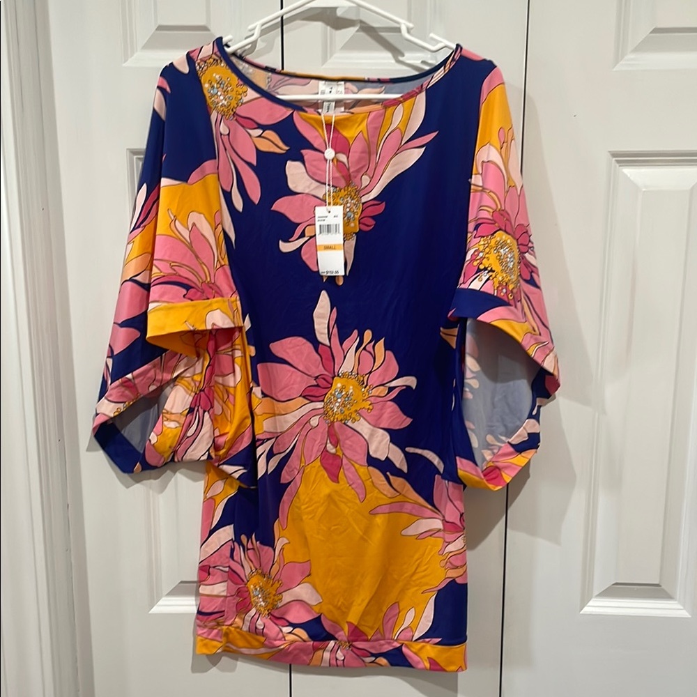 Trina Turk Cover Up Size Small NWT